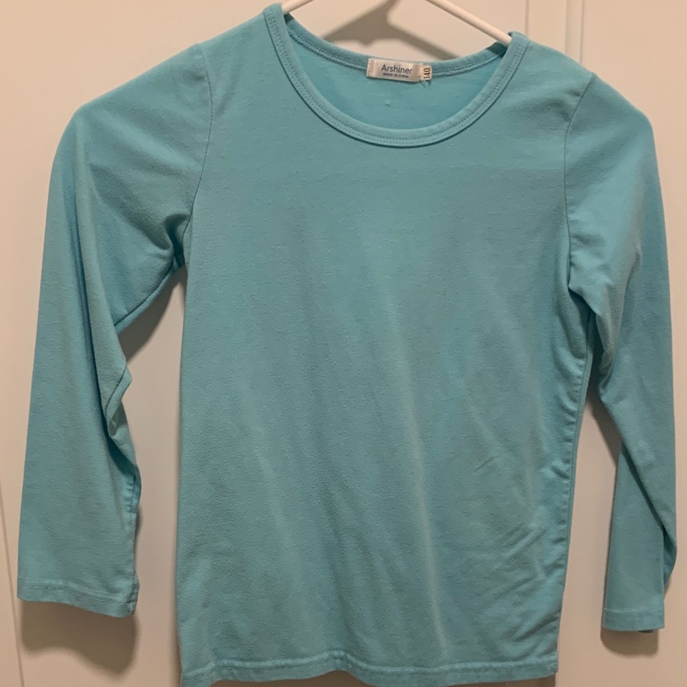 Beautiful Kids Long Sleeve Aqua Tee. Size (7/8). Used in good condition.